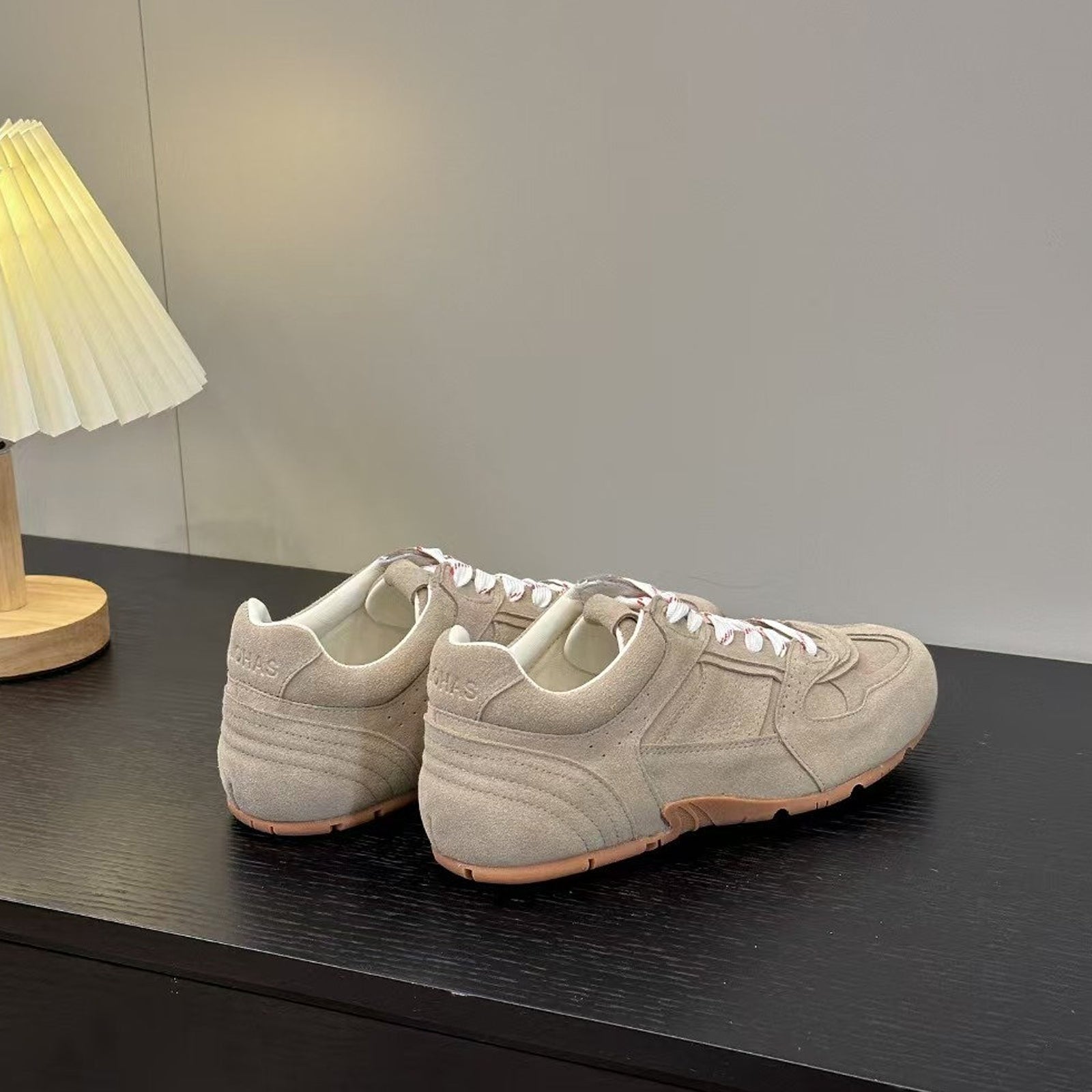 Alohas TB.56 Cream Leather Sneakers – Women’s Low Top