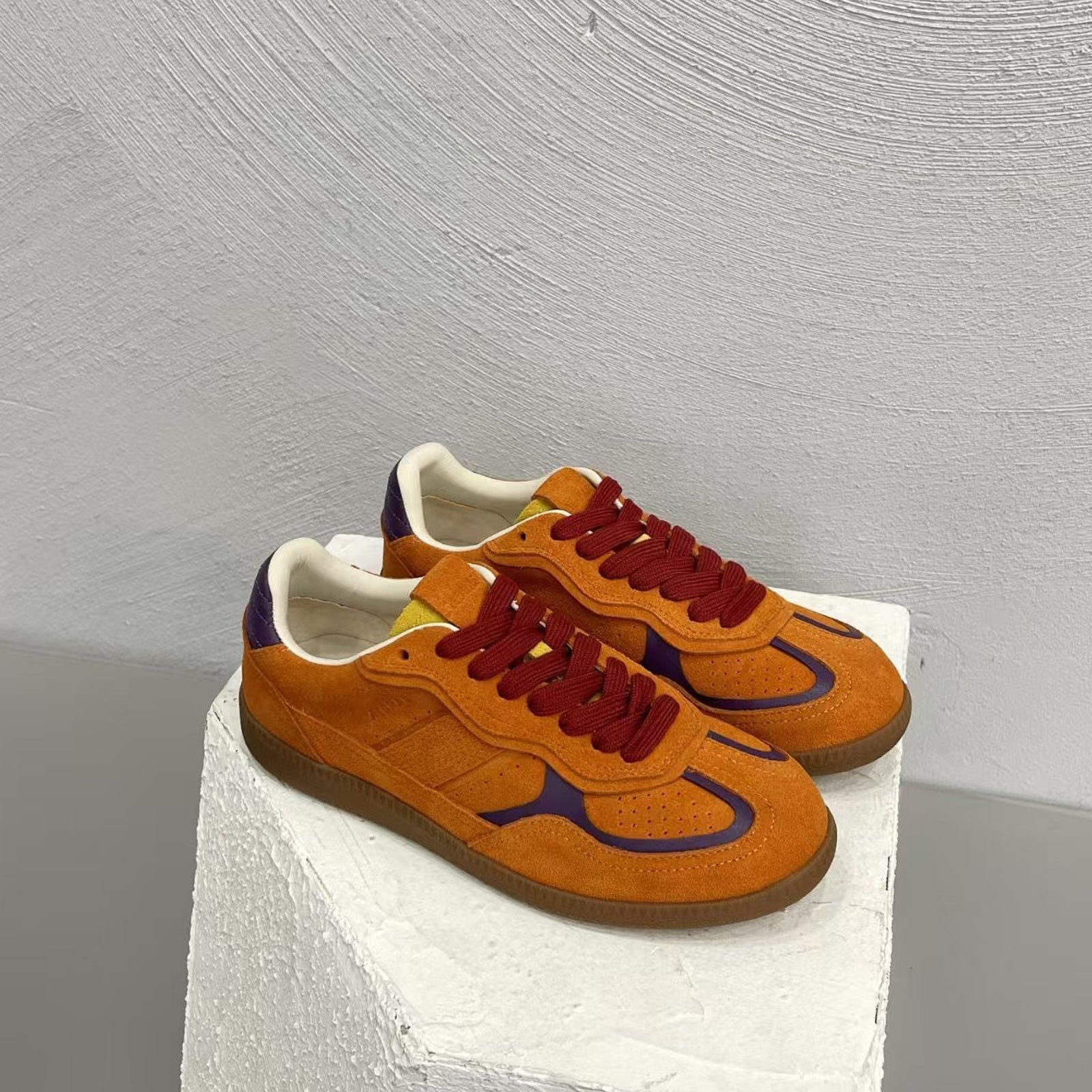 Alohas TB.490 Rife Orange Suede Sneakers – Low Top Women