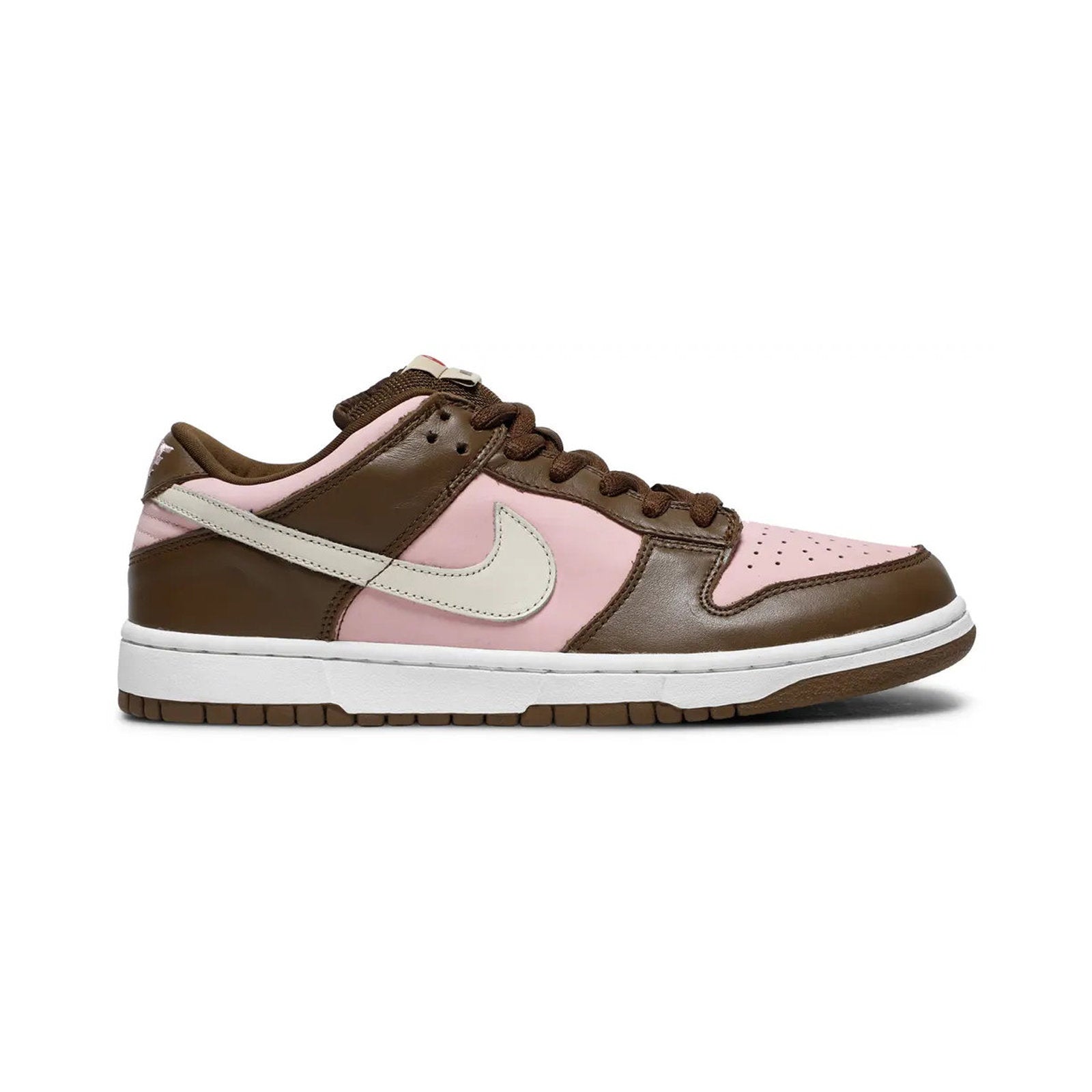 Nike x Stüssy SB Dunk Low Pro 'Cherry' Sneakers (304292-671)
