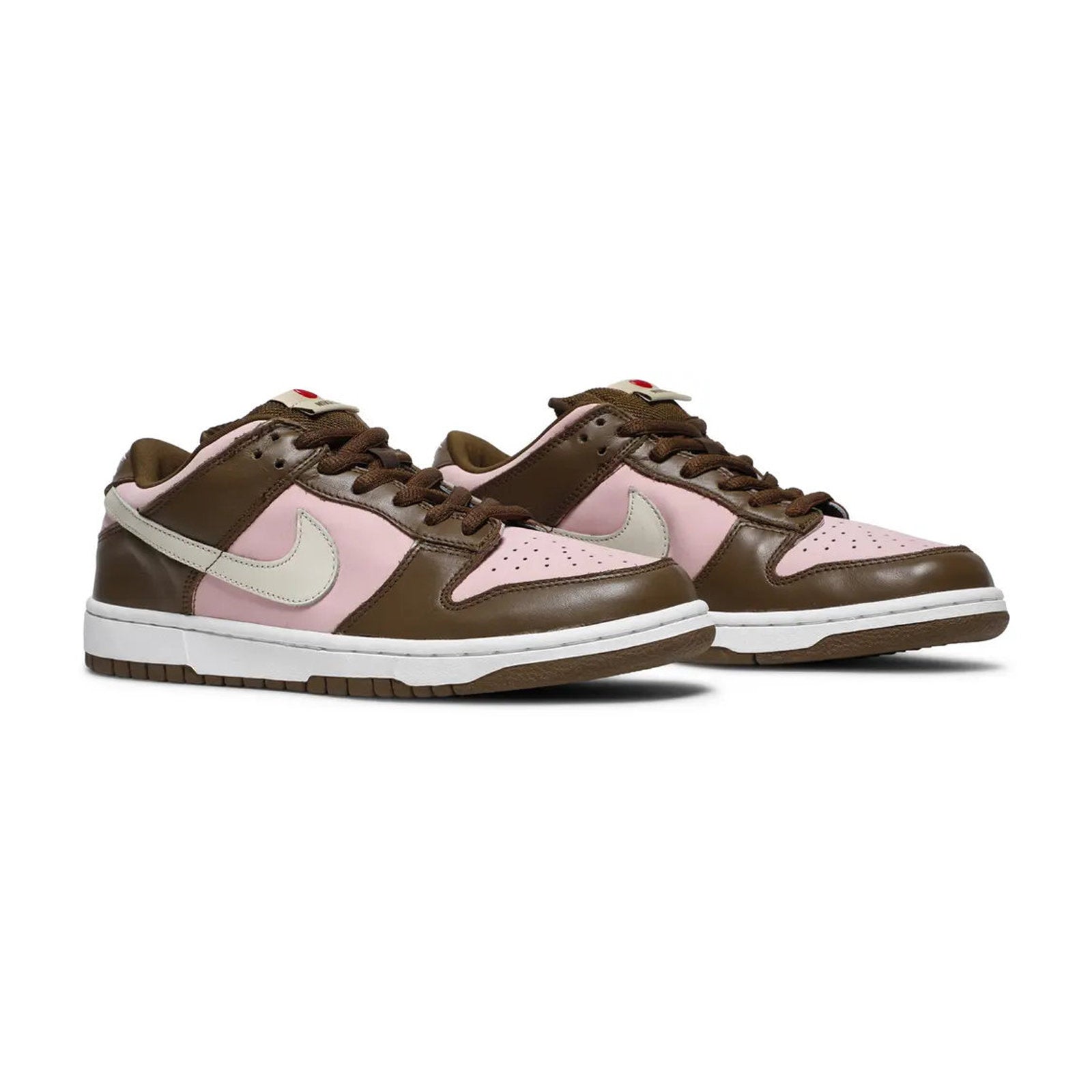 Nike x Stüssy SB Dunk Low Pro 'Cherry' Sneakers (304292-671)