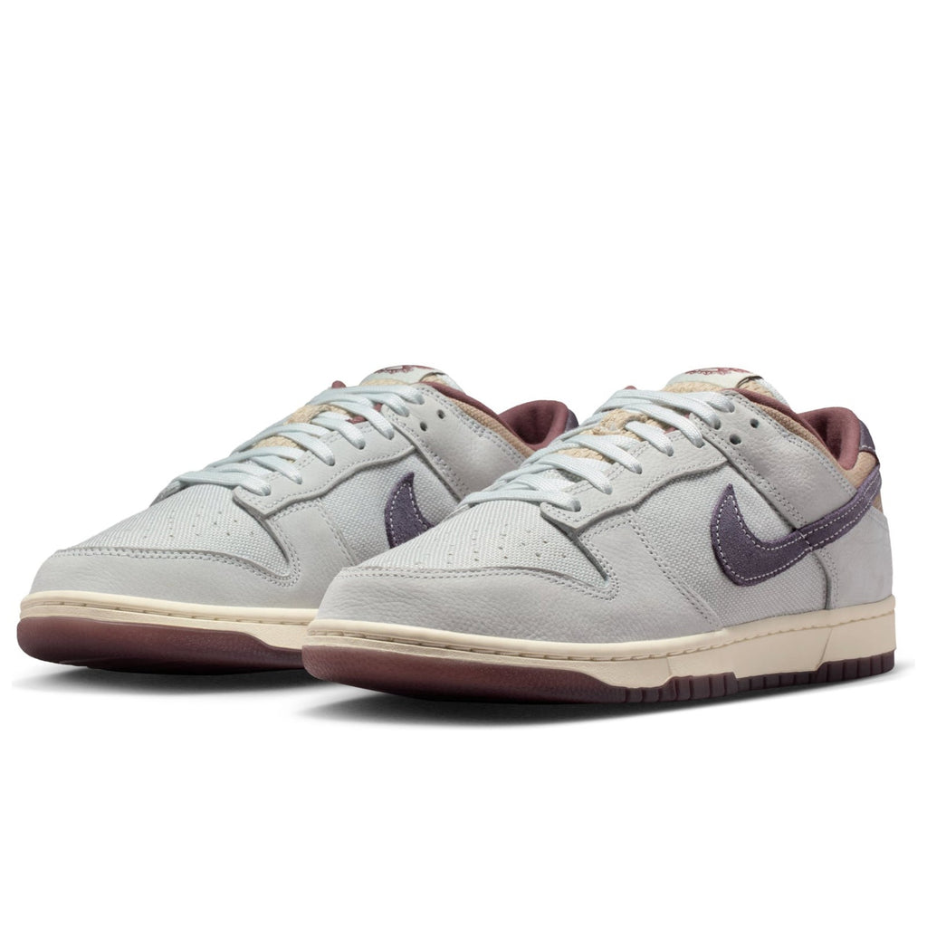 Nike Dunk Low Retro 'Off White Particle Aura' IB6752-100