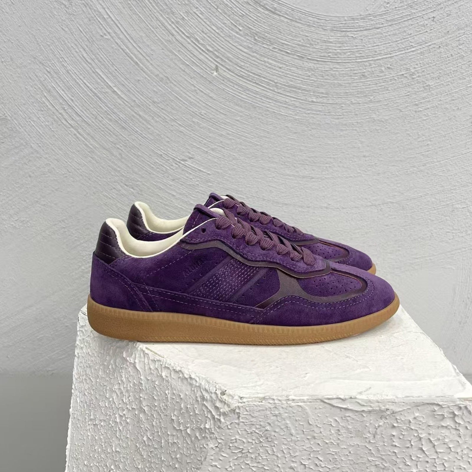 Alohas TB.490 Rife Lilac Leather Sneakers – Low Top Women