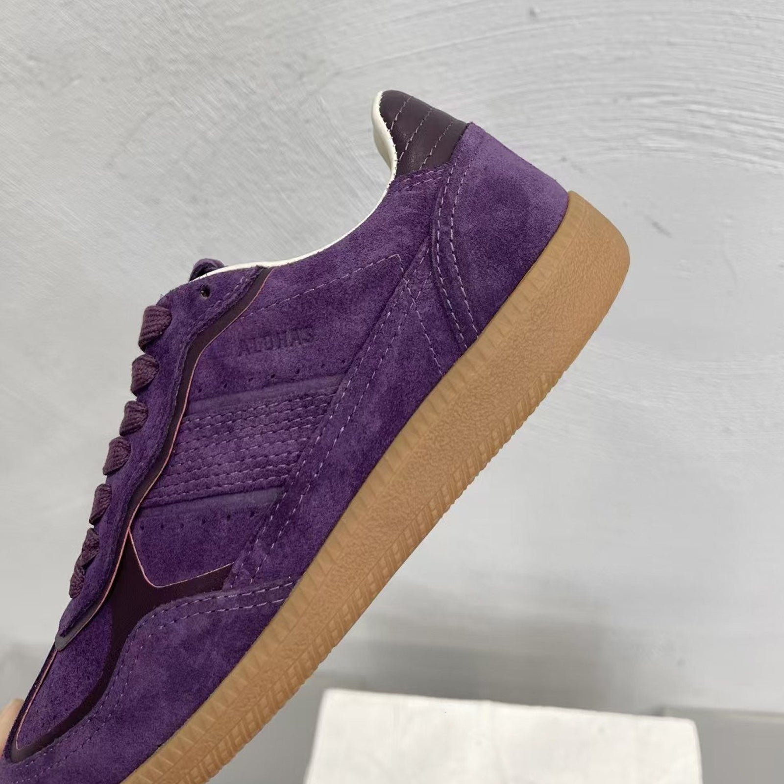 Alohas TB.490 Rife Lilac Leather Sneakers – Low Top Women